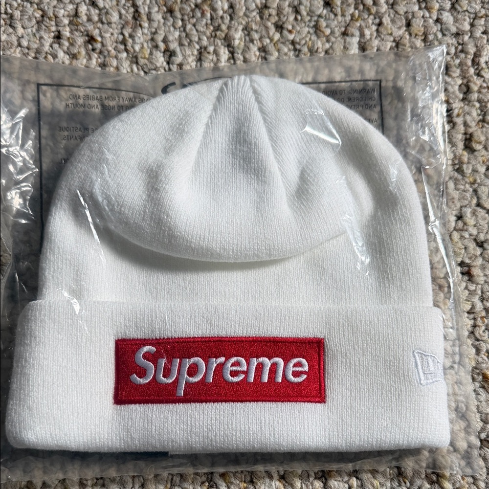 Supreme Classic White Knit Hat with Red Emblem